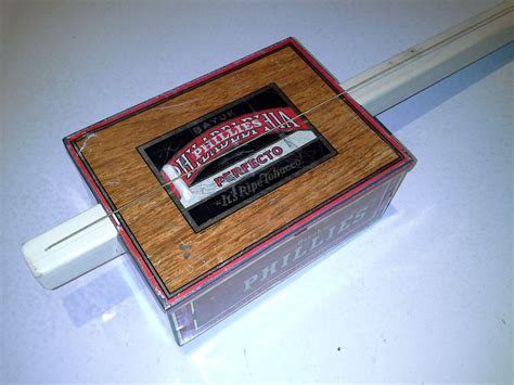 electric cigar box diddley bow|diddley bow cigar box.